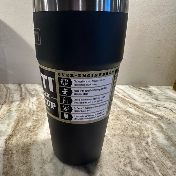 YETI 26 ounce drinking cup. Rambler model - Picture 3 of 7